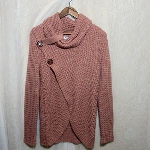 Miracle sweater mauve colored brown buttons on right hand side M/L